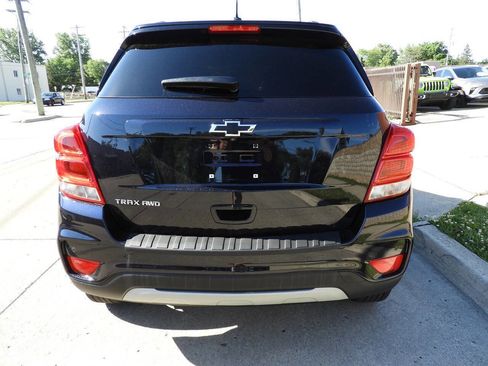 Used 2022 Chevrolet Trax LT w/ Driver Confidence Package AWD/4WD image 9