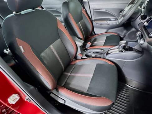 New 2025 Nissan Versa SR w/ Trunk Package FWD image 21