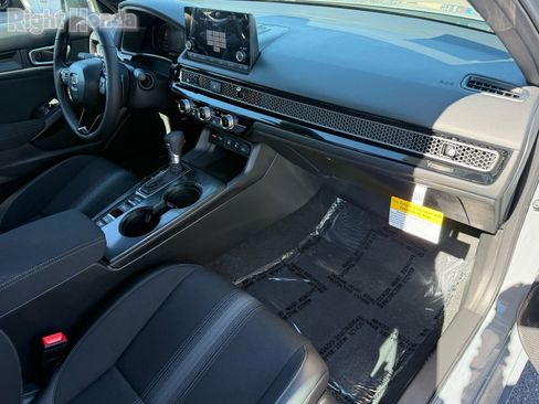 Used 2026 Honda Civic Sport image 29