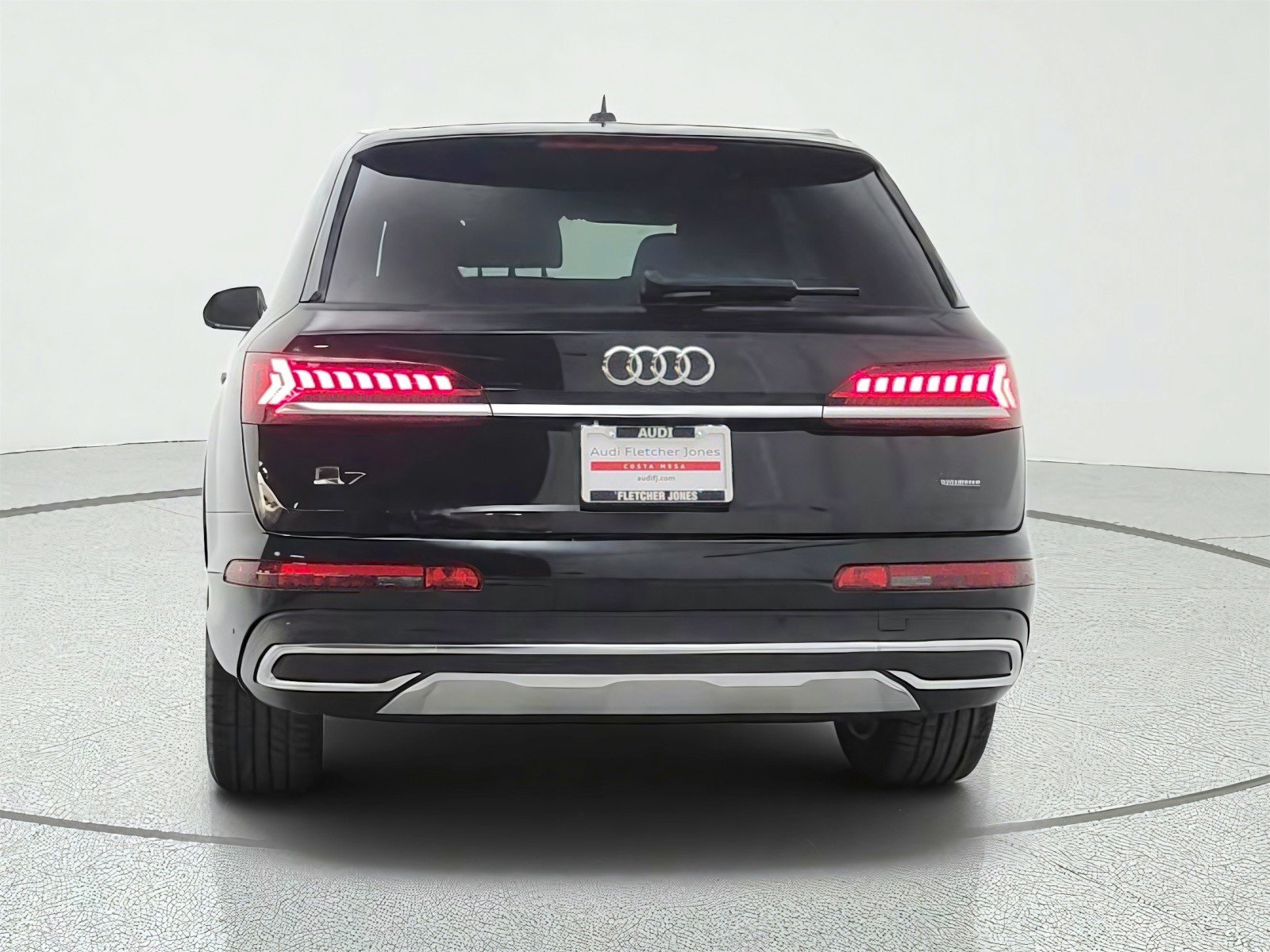 Used 2023 Audi Q7 2.0T Premium w/ Convenience Package AWD/4WD image 6