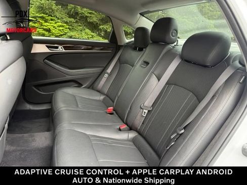 Used 2018 Genesis G80 3.8 RWD image 26