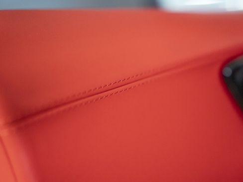 Used 2025 Ferrari Purosangue AWD/4WD image 30