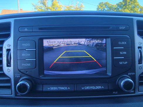 Certified 2019 Kia Sportage LX image 35