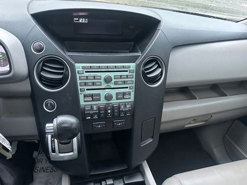 Used 2009 Honda Pilot EX-L image 17