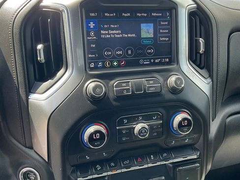 Used 2021 Chevrolet Silverado 1500 LT Trail Boss w/ Convenience Package II AWD/4WD image 33