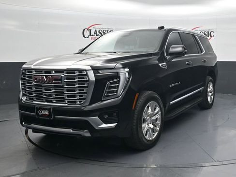 Used 2025 GMC Yukon Denali image 3