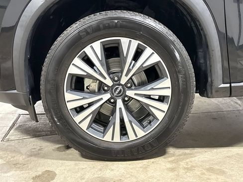 Used 2023 Nissan Rogue SV FWD image 26