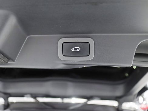 Used 2014 Land Rover Range Rover Sport Supercharged image 37