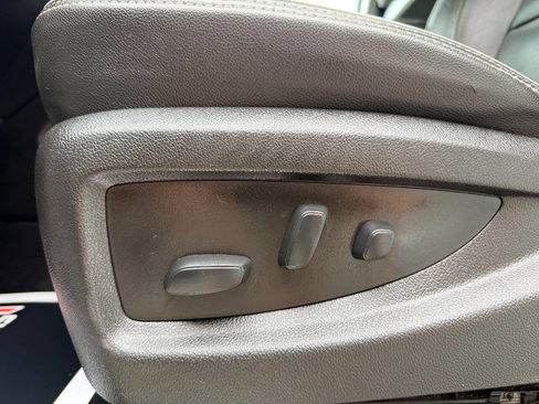 Used 2019 Chevrolet Silverado 2500 High Country w/ Duramax Plus Package image 21