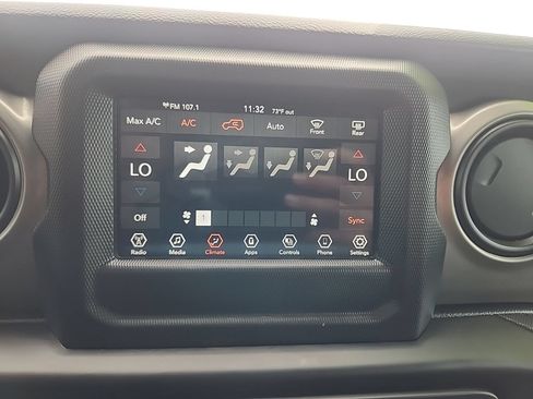 Used 2021 Jeep Wrangler Unlimited Sport AWD/4WD image 21