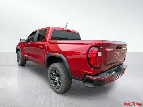 Used 2024 GMC Canyon Elevation RWD image 3
