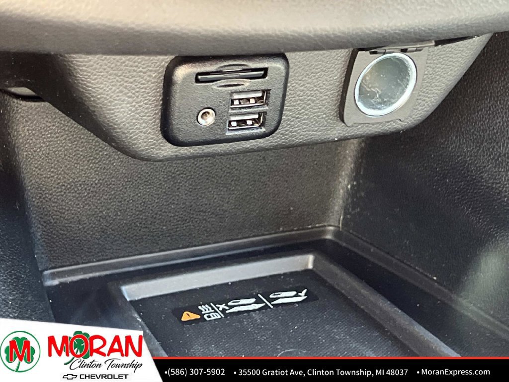 Certified 2023 Chevrolet Traverse RS w/ LPO, Floor Liner Package AWD/4WD image 24