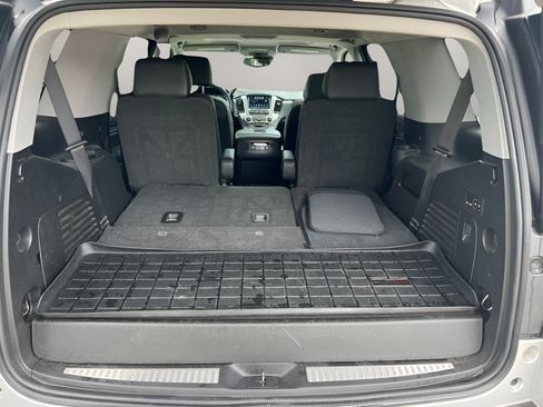 Used 2019 GMC Yukon SLT AWD/4WD image 11