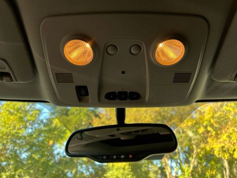 Used 2017 Buick Enclave Leather image 22