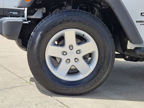 Used 2014 Jeep Wrangler Unlimited Sport w/ Quick Order Package 24S image 10