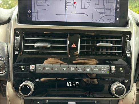 Used 2023 Lexus GX 460 Premium image 34