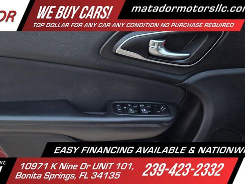 Used 2015 Chrysler 200 Limited w/ Convenience Group FWD image 9