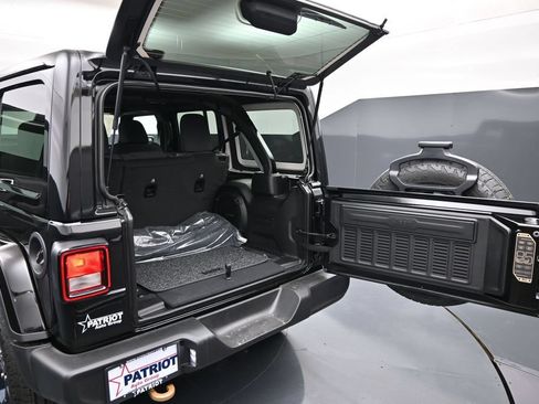 New 2026 Jeep Wrangler Unlimited Sport AWD/4WD image 24
