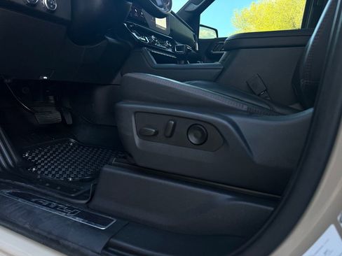 Used 2023 GMC Sierra 1500 AT4 w/ AT4 Premium Package image 32