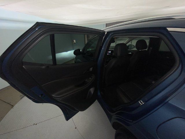 Used 2024 Buick Encore GX Avenir w/ Avenir Convenience Package FWD image 21