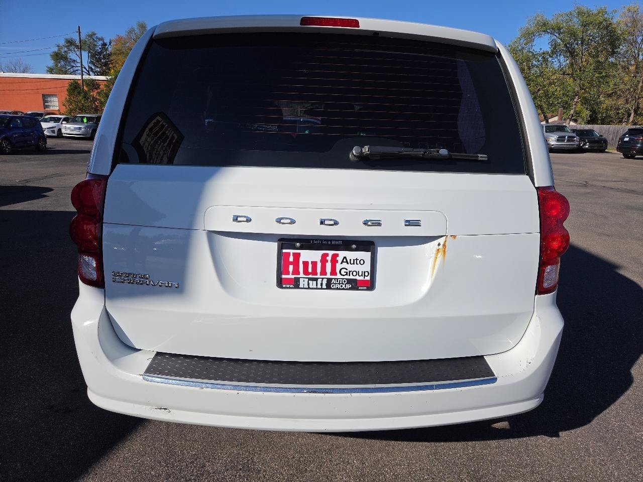 Used 2015 Dodge Grand Caravan American Value Package FWD image 4