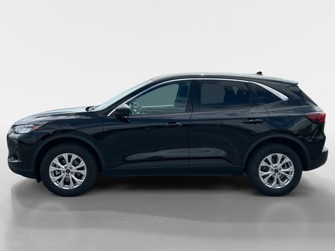 Used 2024 Ford Escape Active AWD/4WD image 2