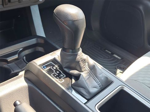 Used 2021 Toyota Tacoma SR AWD/4WD image 24
