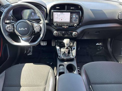 Used 2024 Kia Soul GT-Line w/ Option Group 020 FWD image 9
