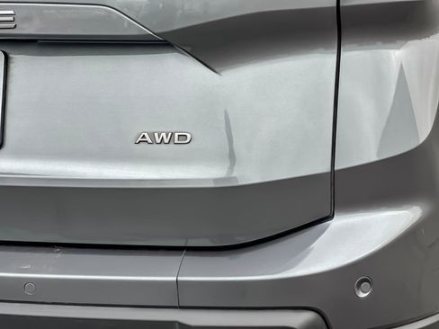 Used 2024 Nissan Rogue S AWD/4WD image 26
