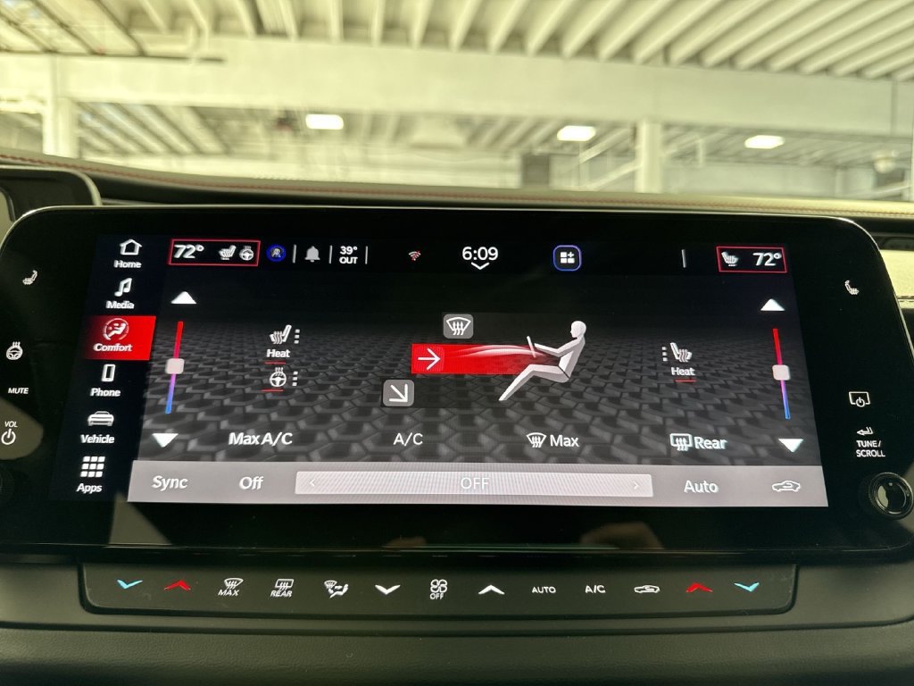 Used 2026 Dodge Charger Scat Pack w/ Blacktop Package AWD/4WD image 20