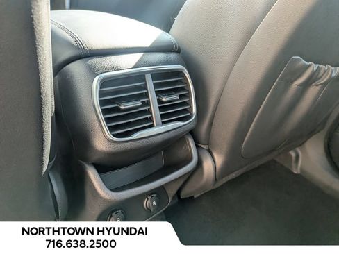 Used 2020 Hyundai Santa Fe SEL w/ Convenience + Premium Package AWD/4WD image 34