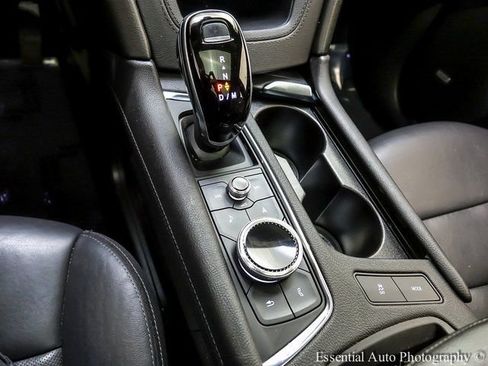 Used 2021 Cadillac XT5 Premium Luxury w/ LPO, Floor Liner Package image 18