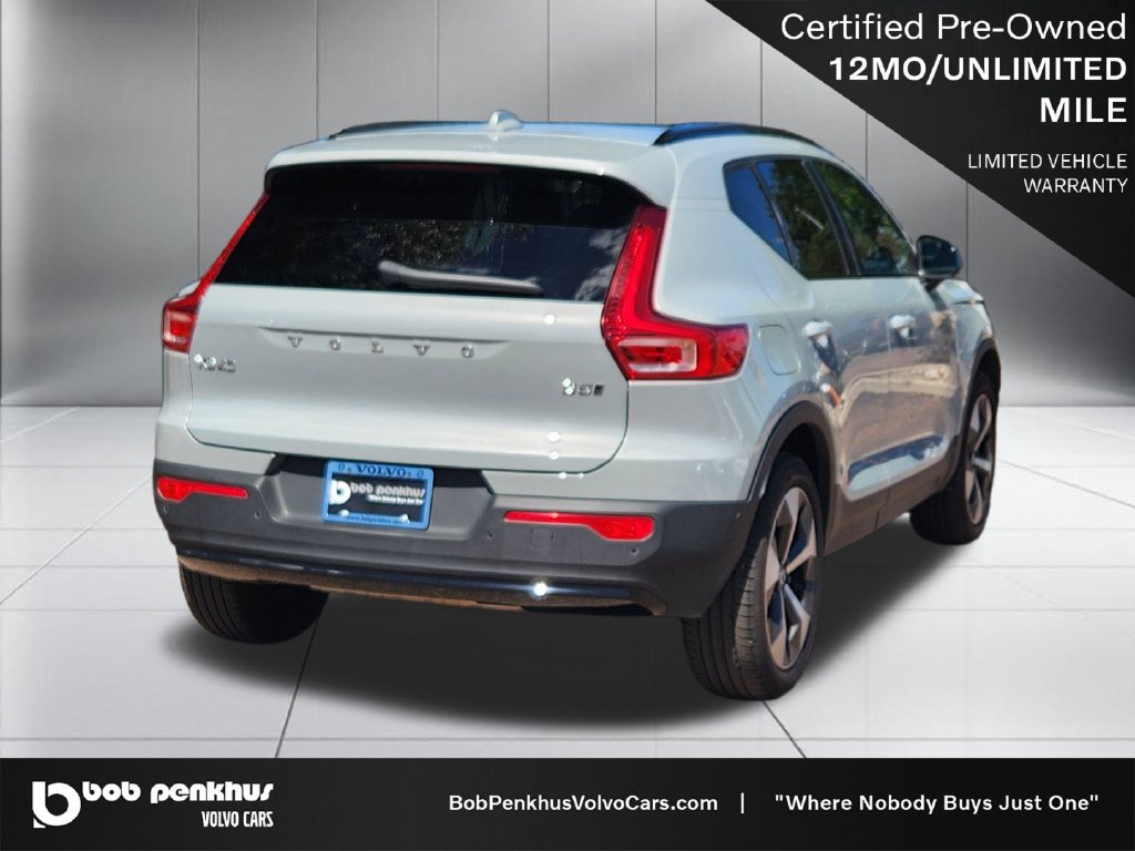 Used 2025 Volvo XC40 B5 Plus AWD/4WD image 25