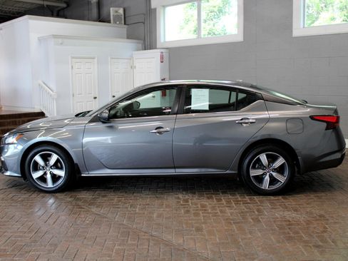 Used 2022 Nissan Altima 2.5 image 4