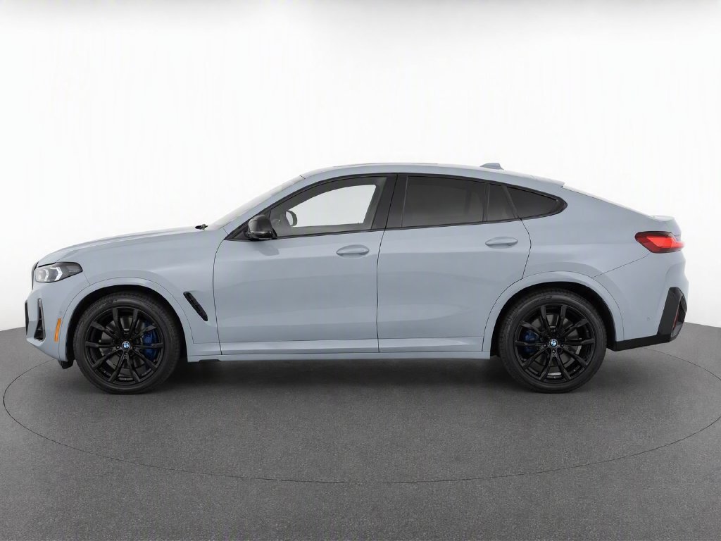 Used 2024 BMW X4 M40i w/ Premium Package AWD/4WD image 8