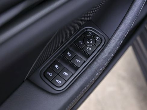 New 2026 Porsche Panamera RWD image 28