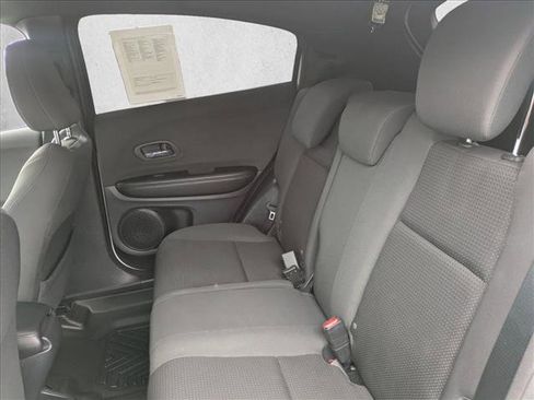 Used 2021 Honda HR-V Sport image 17