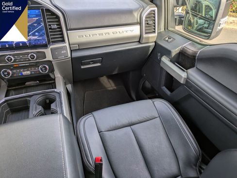 Certified 2022 Ford F250 Lariat w/ Tremor Off-Road Package image 20