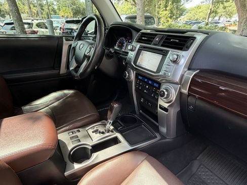 Used 2018 Toyota 4Runner Limited RWD image 47