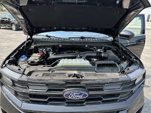 Used 2025 Ford Expedition Max Active AWD/4WD image 20