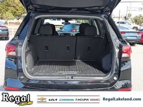 Used 2024 Chevrolet Equinox LS w/ LS Convenience Package image 8