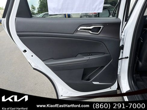 New 2026 Kia Sportage EX w/ EX Panorama Roof Package AWD/4WD image 18