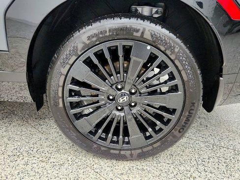 Used 2025 Hyundai Santa Fe Calligraphy image 9