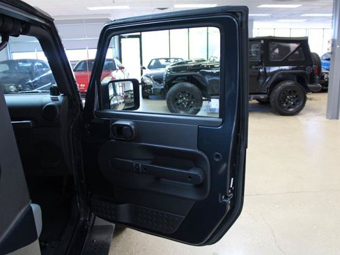 Used 2007 Jeep Wrangler Sahara w/ PWR Convenience Group AWD/4WD image 35