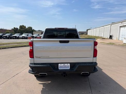 Used 2019 Chevrolet Silverado 1500 LT Trail Boss AWD/4WD image 4