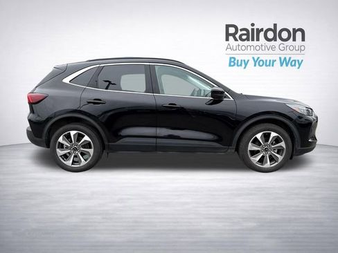 Used 2024 Ford Escape Platinum image 9