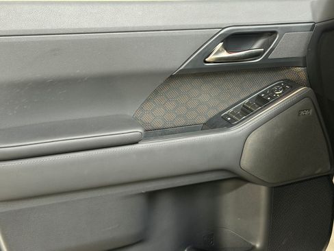 Used 2024 Lexus GX 550 w/ Accessory Package (Z1) AWD/4WD image 12