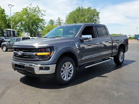 New 2026 Ford F150 XLT w/ Equipment Group 302A MID AWD/4WD image 8
