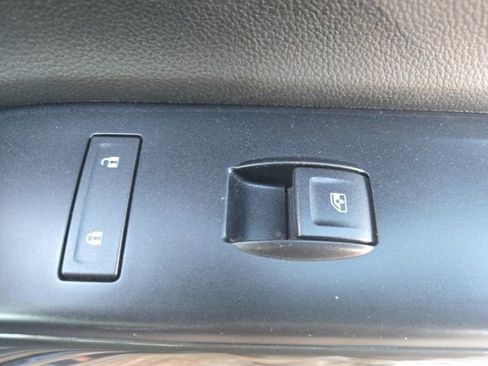 Used 2015 GMC Sierra 1500 SLE w/ All-Terrain Package image 30