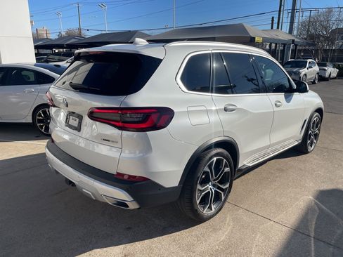 Certified 2023 BMW X5 xDrive40i image 5